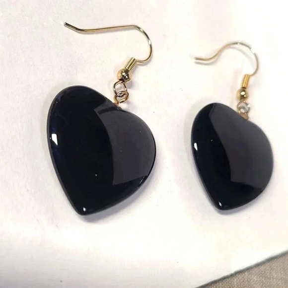 Goldtone black heart stone earrings  VTG style - Picture 9 of 13